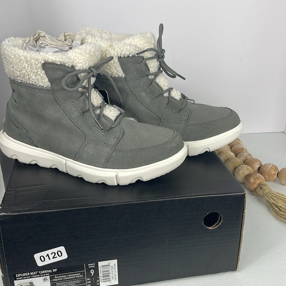 Sorel Waterproof Explorer Next Carnival Sz 9 Color Quarry,Sea Salt (NWT) - Picture 12 of 13